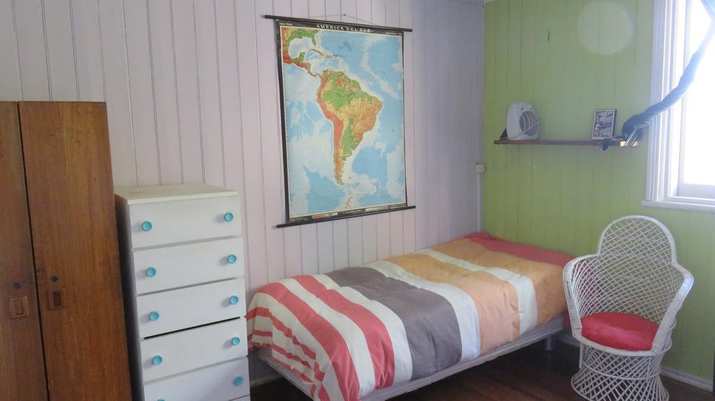Hostal Faro Azul فالبارايسو المظهر الخارجي الصورة